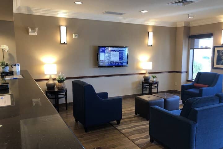 Hotel Interior 10 of 40